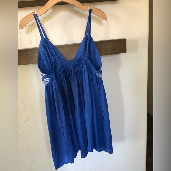 Mebon|Boho Royal blue embroidered floral sundress with smocking on back•••NWT - Picture 4 of 9